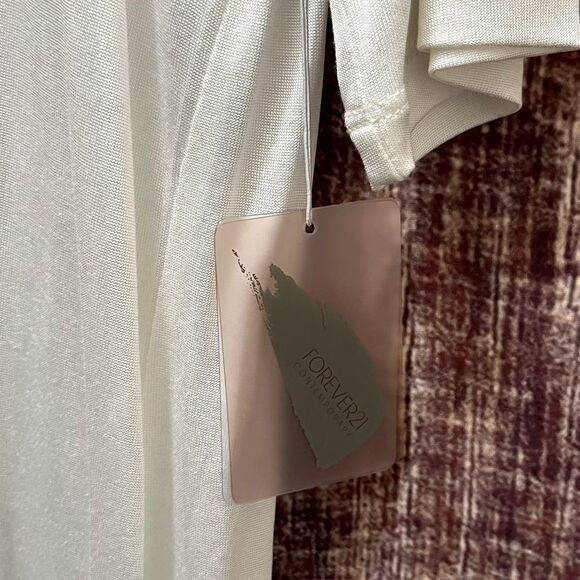 Forever 21 Knit Short Sleeve Top In Ivory - Picture 2 of 6